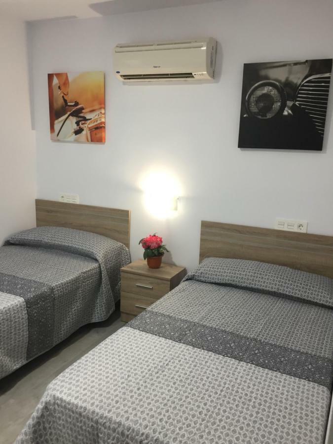 Carihuela Palace Beach Lägenhet Torremolinos Exteriör bild